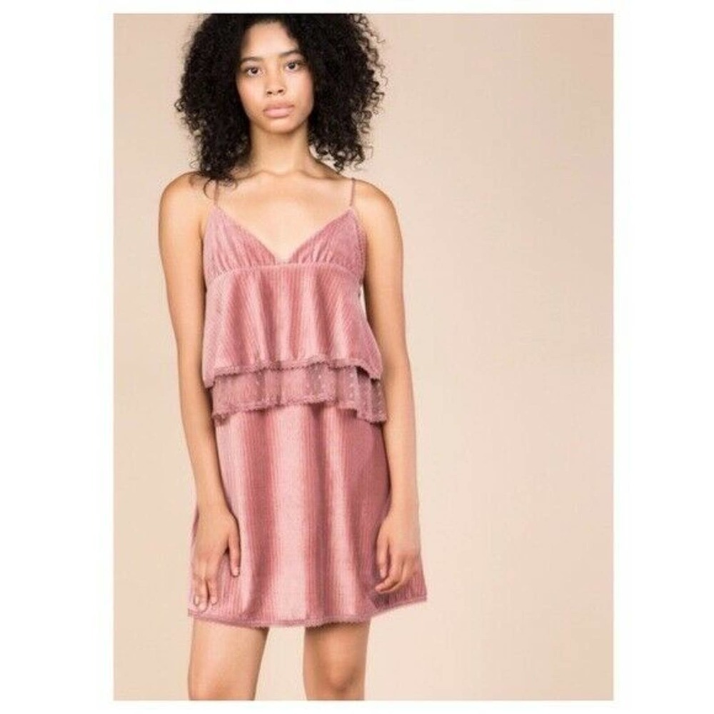 POL Pink Velvet Cascading Ruffle Dress - Size Medium - Picture 6 of 10